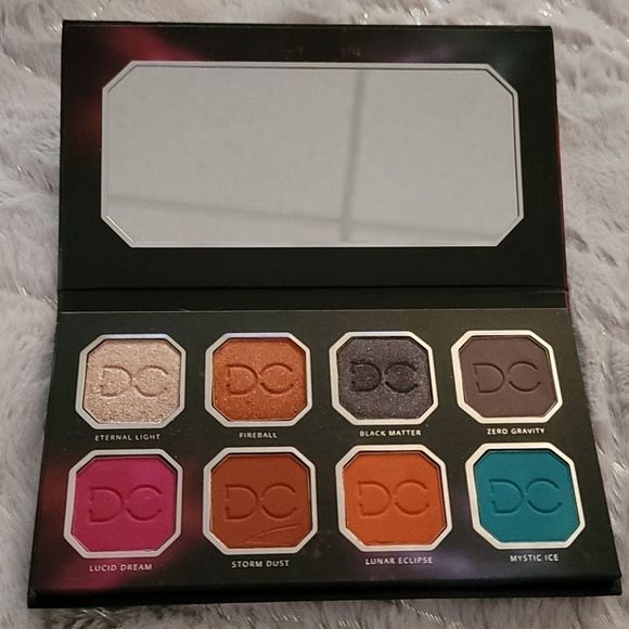 Celestial Thunder Pallet - Picture 1 of 5